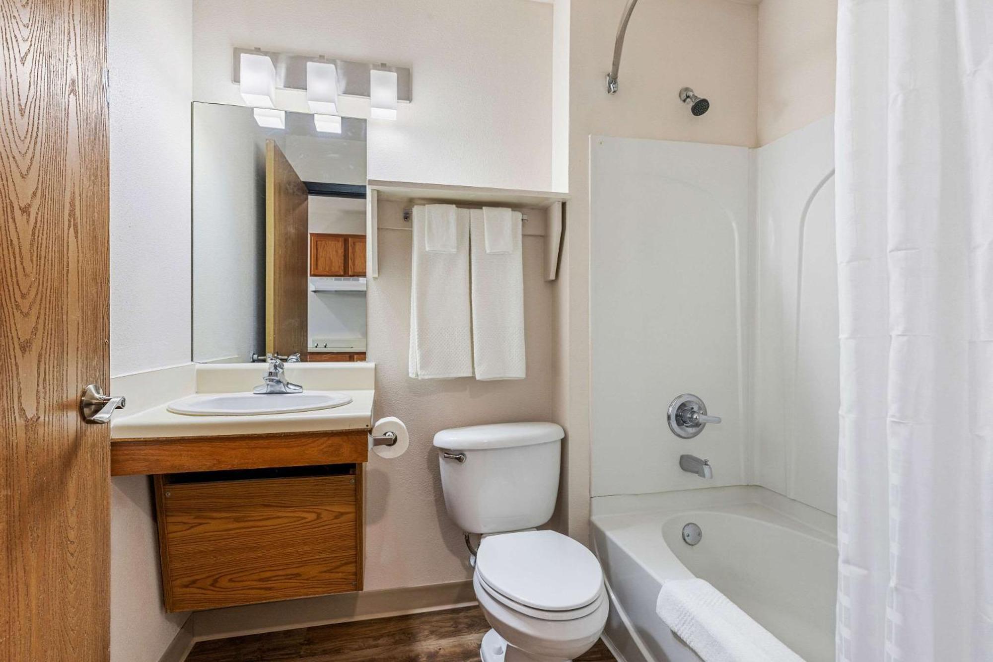 Woodspring Suites 털사 외부 사진
