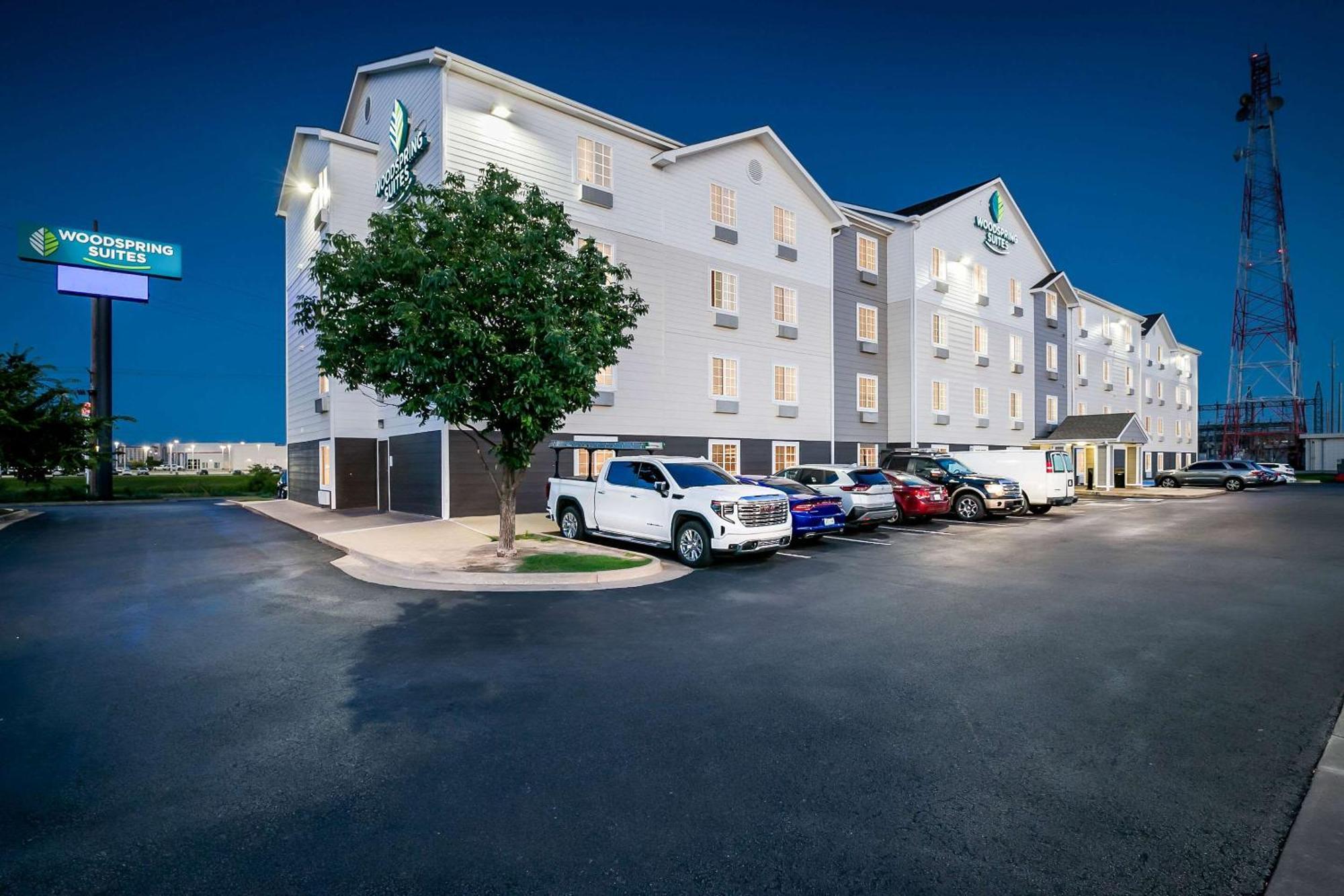 Woodspring Suites 털사 외부 사진