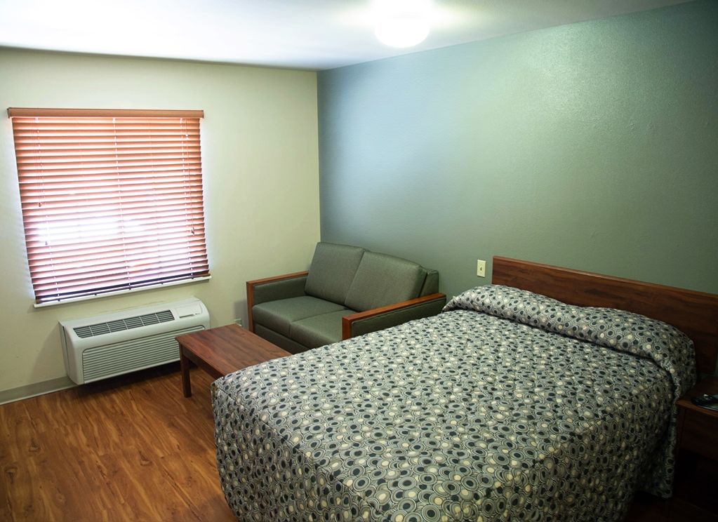 Woodspring Suites 털사 객실 사진