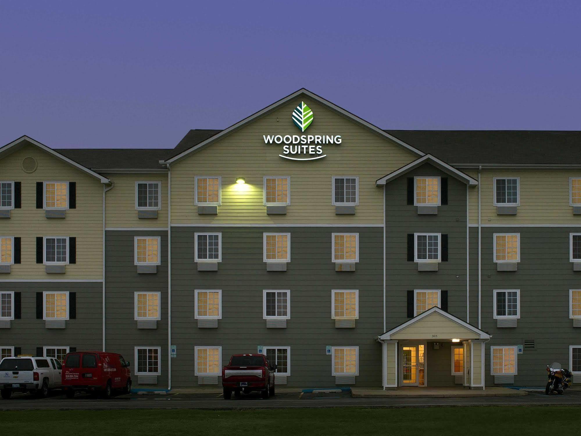 Woodspring Suites 털사 외부 사진